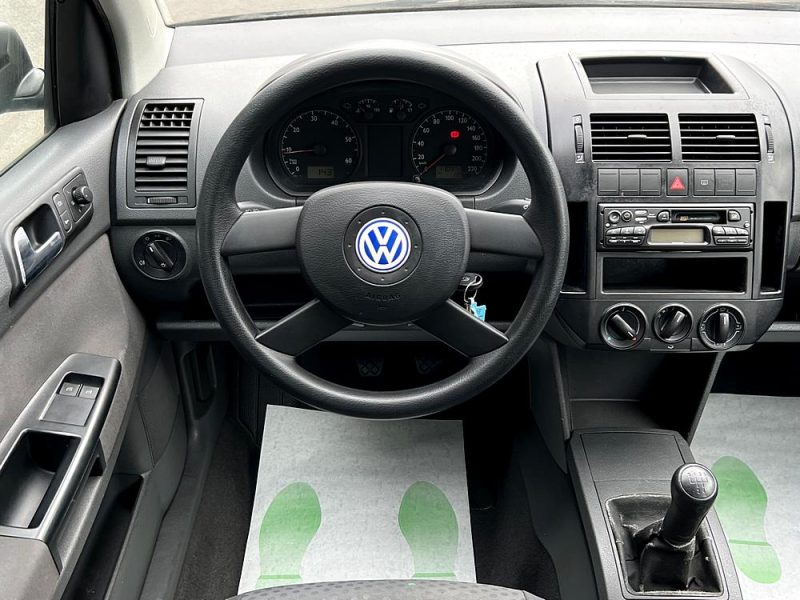 VOLKSWAGEN POLO  IV 1.2 55 Cv PREMIERE MAIN / 5 PORTES BLUETOOTH / ORIGINE FRANCE - GARANTIE 1 AN
