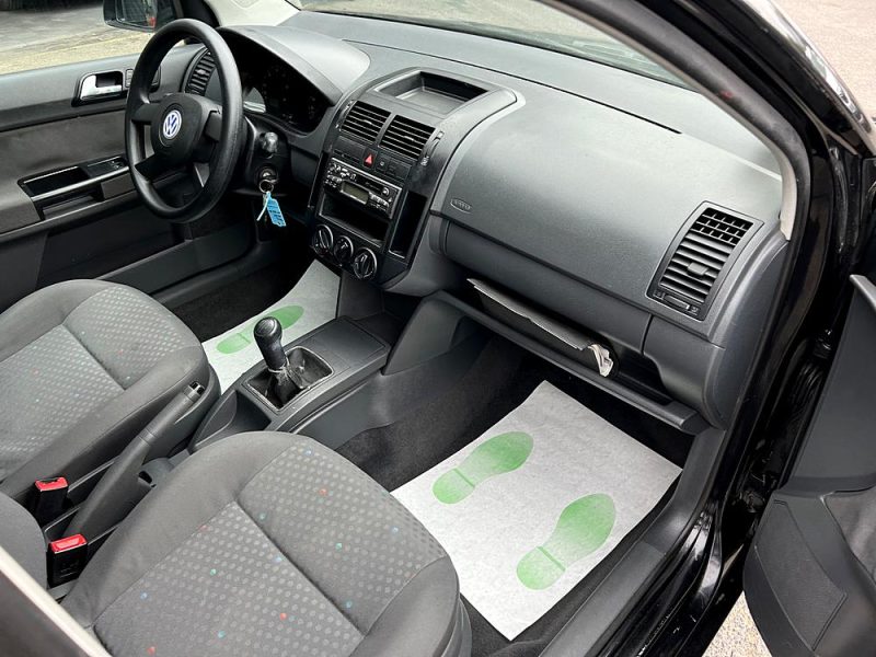 VOLKSWAGEN POLO  IV 1.2 55 Cv PREMIERE MAIN / 5 PORTES BLUETOOTH / ORIGINE FRANCE - GARANTIE 1 AN