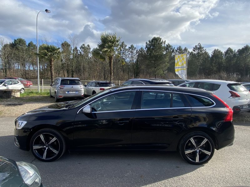 VOLVO V60 2.0 150CV D3 BVA R DESIGN
