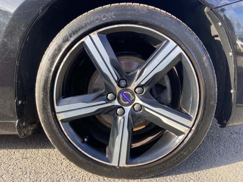 VOLVO V60 2.0 150CV D3 BVA R DESIGN