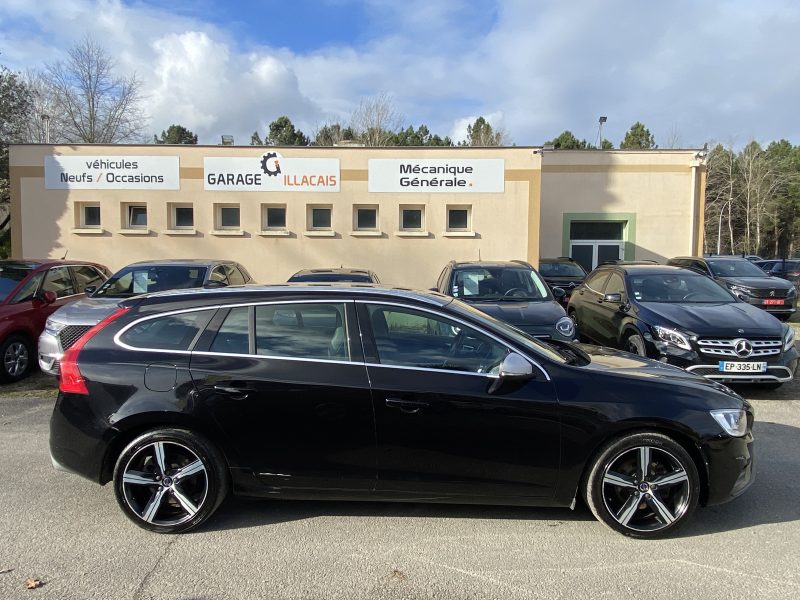 VOLVO V60 2.0 150CV D3 BVA R DESIGN