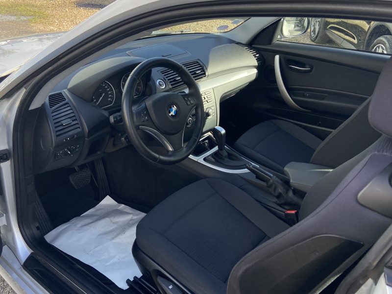 B.M.W. SERIE 1 120I BVA