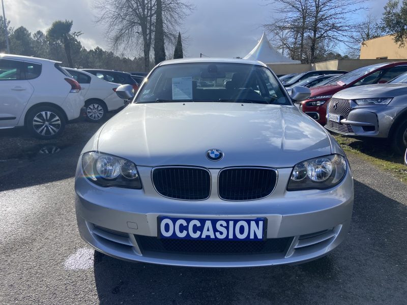 B.M.W. SERIE 1 120I BVA