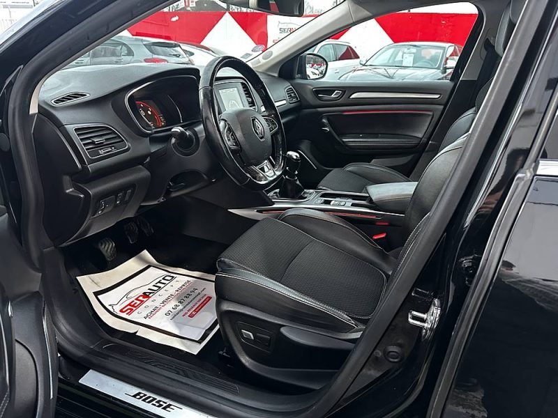 RENAULT MEGANE 1.2 TCe 130CV INTENS - *** REMISE - A PRIX COUTANT !! ***