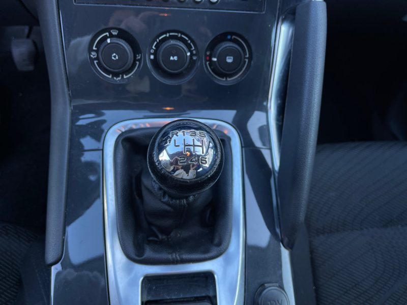 PEUGEOT 3008 1.6L HDI 115 CH FAP ACCESS GARANTIE 6 MOIS