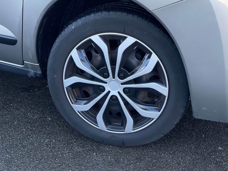 PEUGEOT 3008 1.6L HDI 115 CH FAP ACCESS GARANTIE 6 MOIS