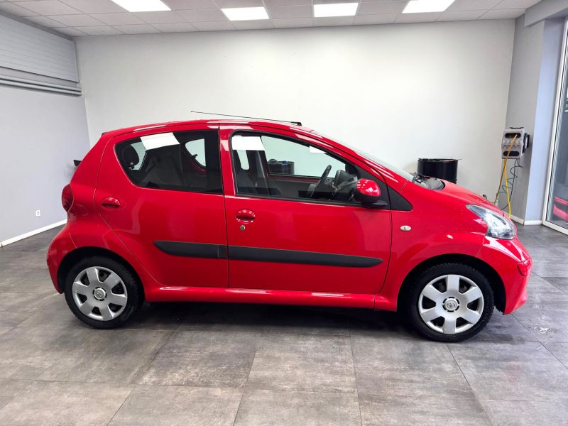 TOYOTA AYGO 2006