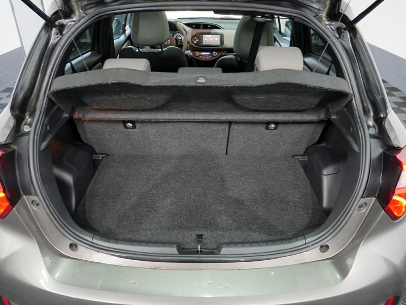 TOYOTA YARIS HYBRID 2019