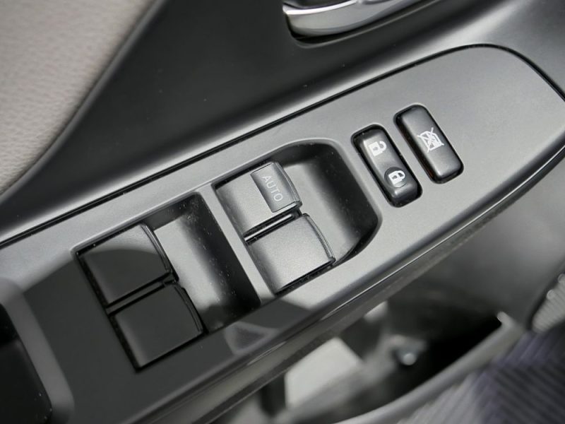 TOYOTA YARIS HYBRID 2019