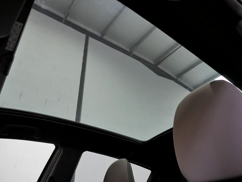 TOYOTA YARIS HYBRID 2019