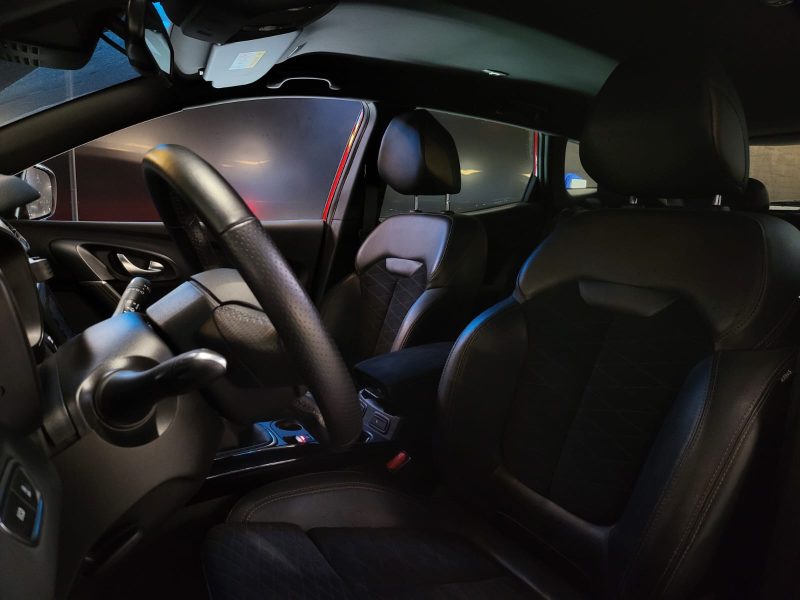 RENAULT KADJAR 1.3 TCe 140cv BLACK EDITION / 1ERE MAIN + SIEGES ELECTRIQUES + CARPLAY /