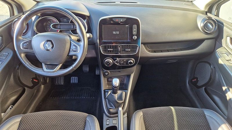 RENAULT CLIO 2019