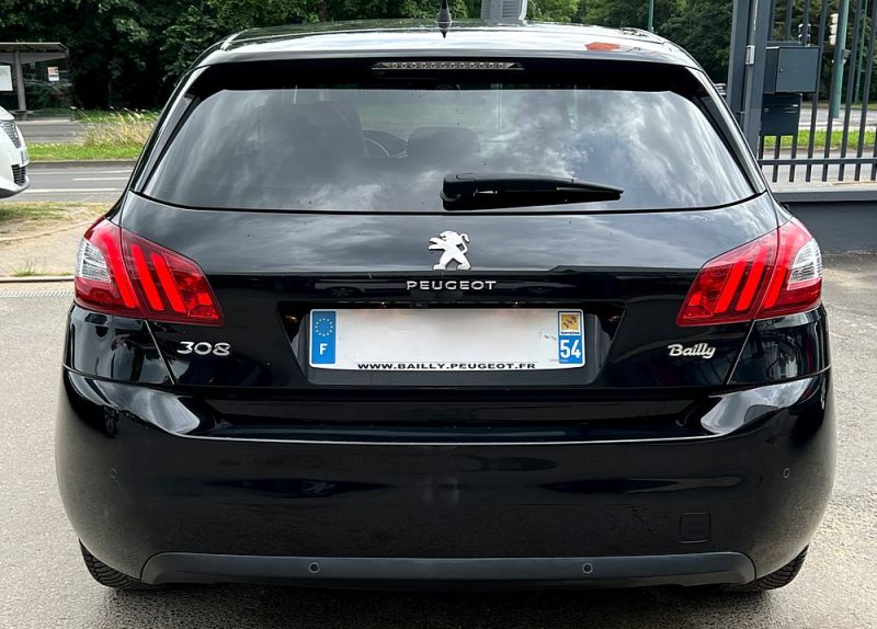 PEUGEOT 308 II FELINE 1.2 130 Cv PREMIERE MAIN / KEYLESS CAMERA TOIT PANO CRIT AIR 1 - GARANTIE 1 AN