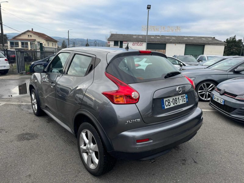 NISSAN JUKE 2011