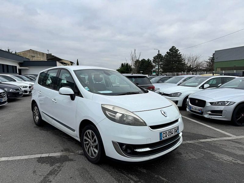 RENAULT MEGANE SCENIC 2013