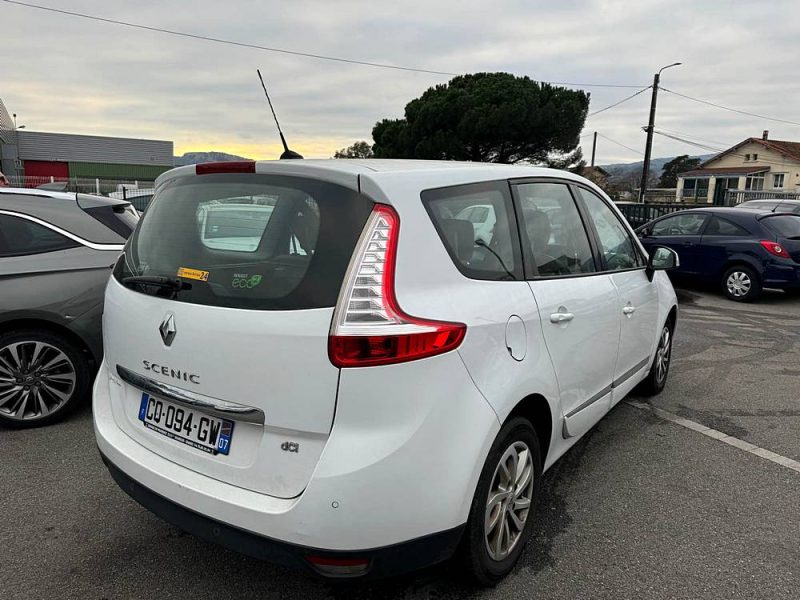 RENAULT MEGANE SCENIC 2013