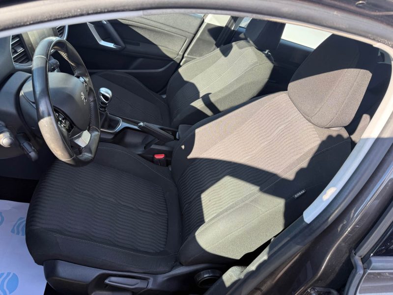 PEUGEOT 308 1.6 THP 125CH ACTIVE GARANTIE 6 MOIS 
