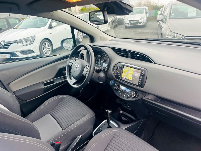 TOYOTA YARIS HYBRID BUSINESS 1.5 100H