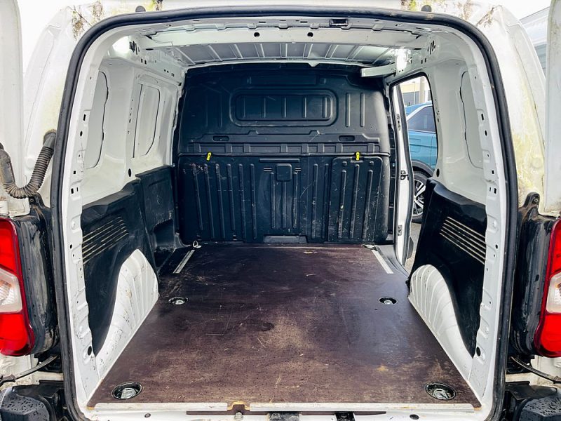 CITROEN BERLINGO DRIVER 100ch 1.6 BLUE HDI