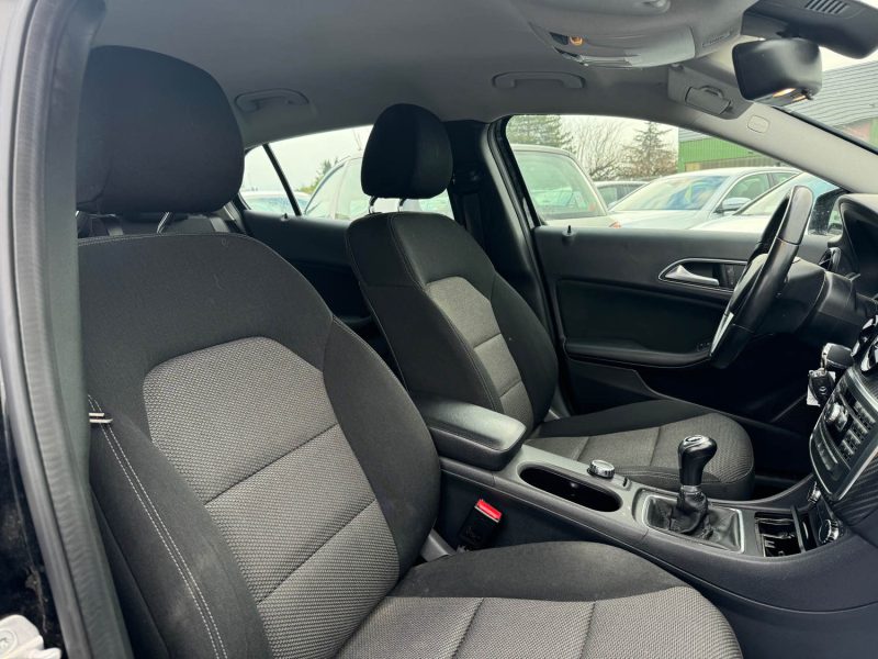 MERCEDES CLASSE GLA 2015