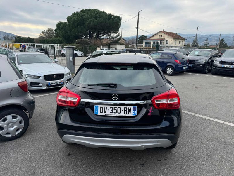 MERCEDES CLASSE GLA 2015