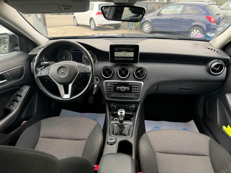 MERCEDES CLASSE GLA 2015