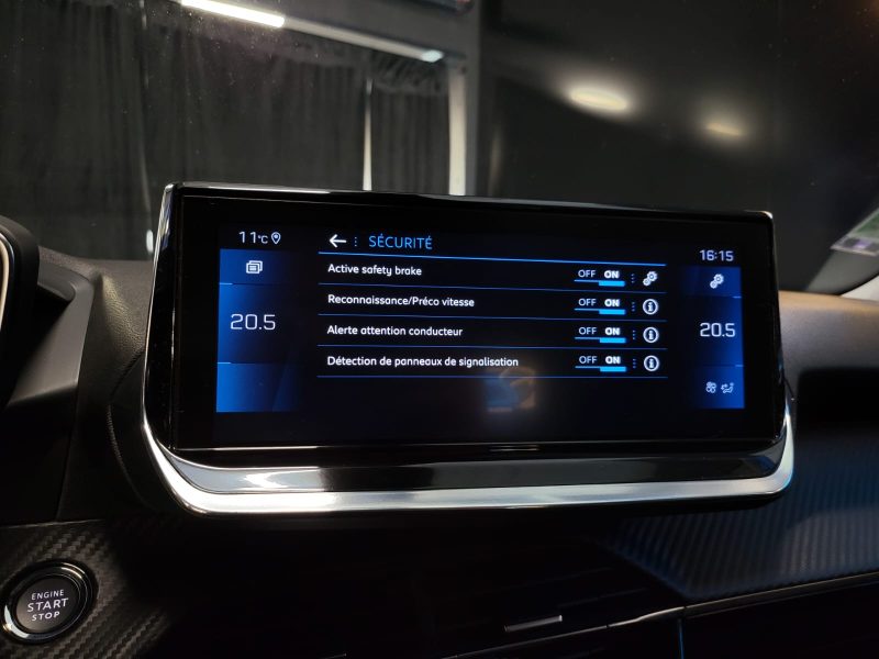 PEUGEOT 2008 1.5 BLUE HDI 130 Cv ALLURE / VIRTUAL COCKPIT / CAMERA DE RECUL / REGULATEUR ADAPTATIF /