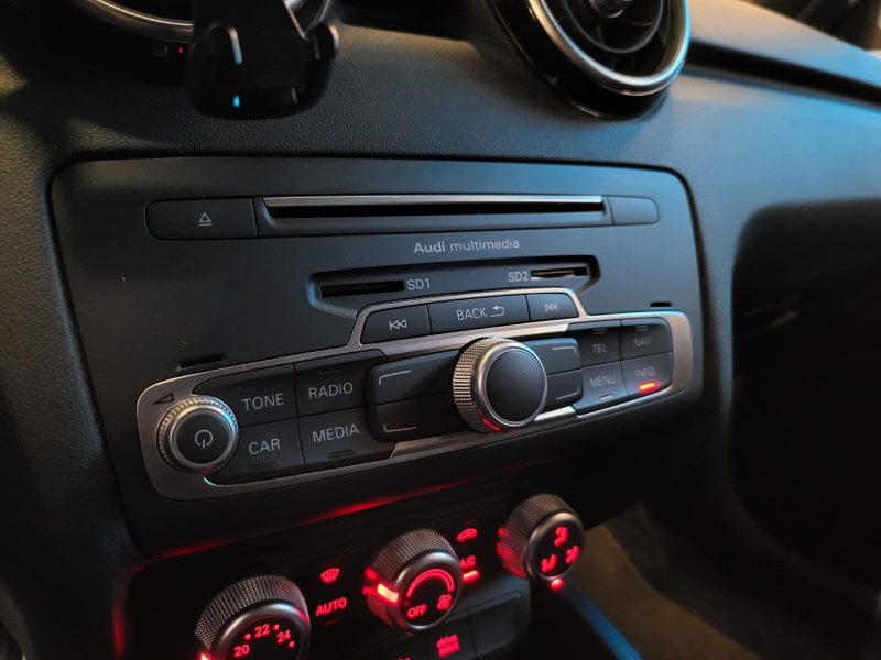 AUDI A1 1.8 TFSI 192 Cv S-LINE / SUIVI AUDI / 2EME MAIN / ORIGINE FRANCE / FEUX LED / RADAR AV AR