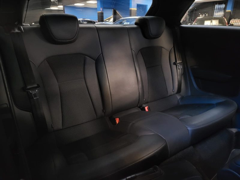 AUDI A1 1.8 TFSI 192 Cv S-LINE / SUIVI AUDI / 2EME MAIN / ORIGINE FRANCE / FEUX LED / RADAR AV AR