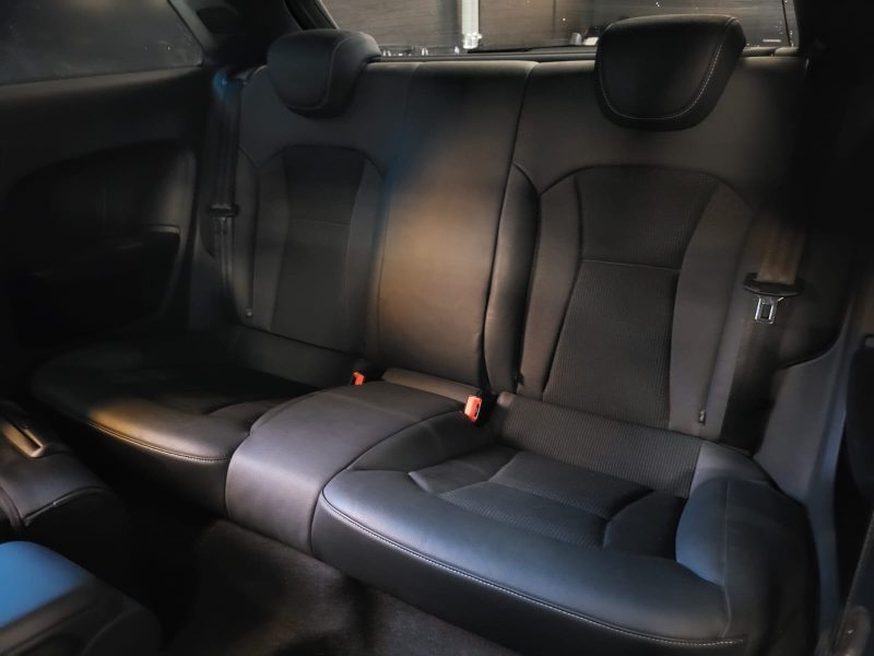 AUDI A1 1.8 TFSI 192 Cv S-LINE / SUIVI AUDI / 2EME MAIN / ORIGINE FRANCE / FEUX LED / RADAR AV AR