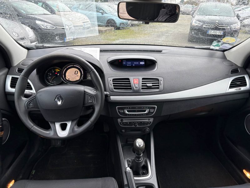 RENAULT MEGANE III 5 portes 1.5 dCi 110Cv distribution NEUF garantie 12MOIS