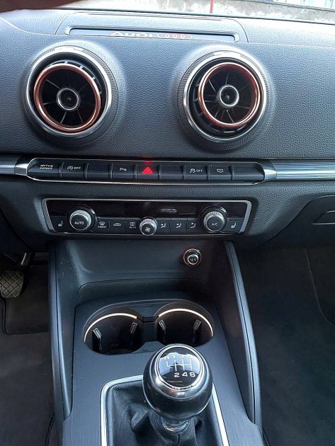 AUDI A3 2012