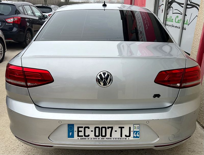 VOLKSWAGEN PASSAT 2016