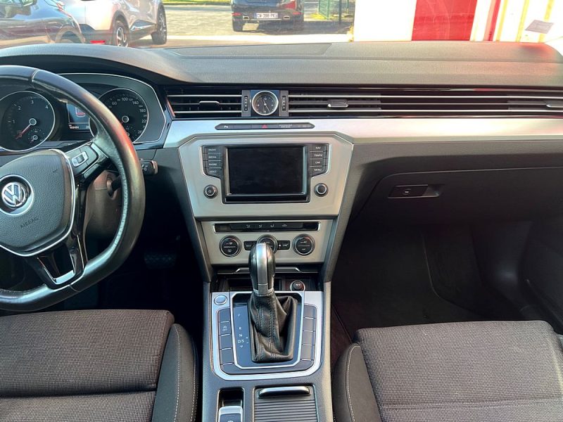 VOLKSWAGEN PASSAT 2016