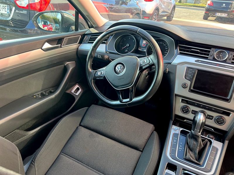 VOLKSWAGEN PASSAT 2016
