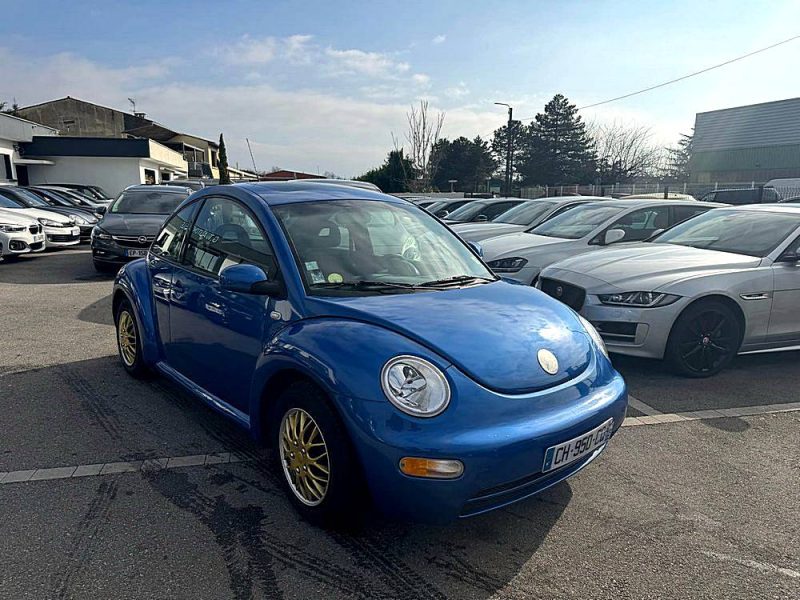 VOLKSWAGEN NEW BEETLE 2001