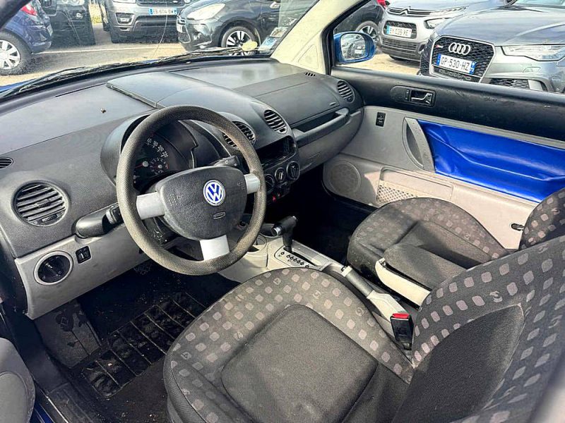 VOLKSWAGEN NEW BEETLE 2001
