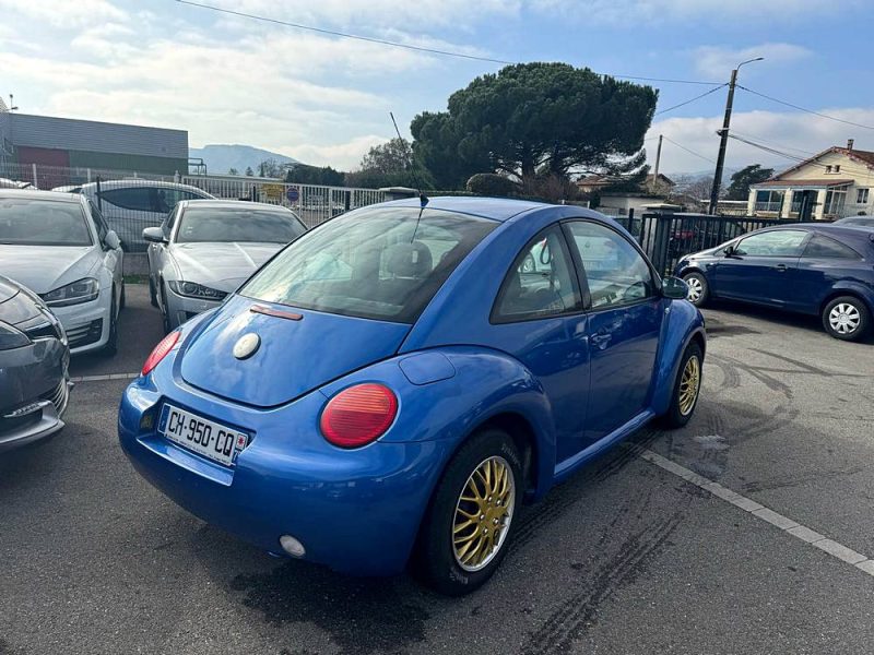 VOLKSWAGEN NEW BEETLE 2001
