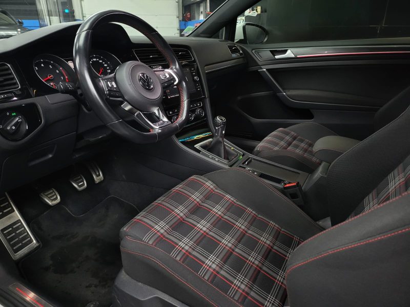 VOLKSWAGEN GOLF VII GTI 2.0 TSI 230cv BVM6
