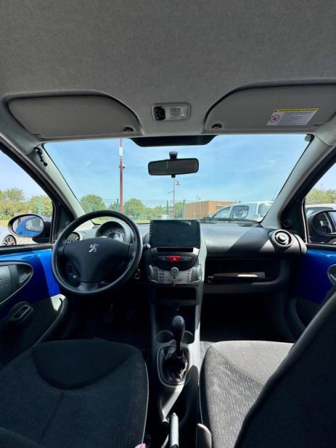 PEUGEOT  107 2009 1.0 68CV / Moteur à Chaine / CT OK / Révisée 