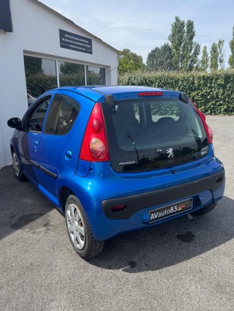 PEUGEOT  107 2009 1.0 68CV / Moteur à Chaine / CT OK / Révisée 