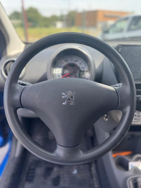 PEUGEOT  107 2009 1.0 68CV / Moteur à Chaine / CT OK / Révisée 