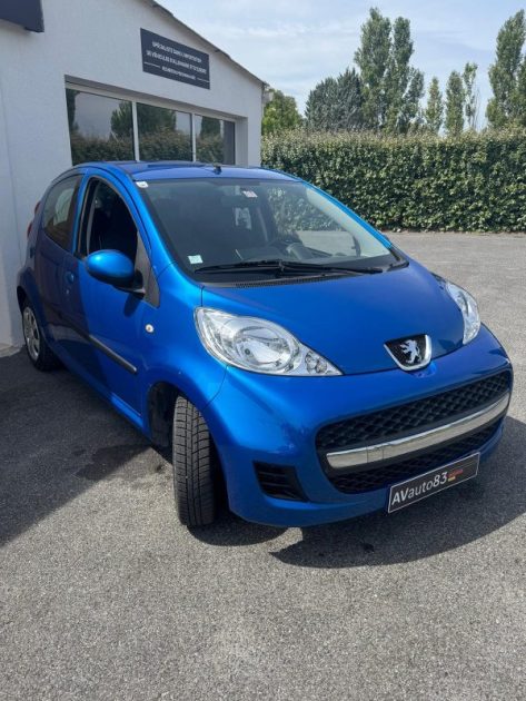 PEUGEOT  107 2009 1.0 68CV / Moteur à Chaine / CT OK / Révisée 