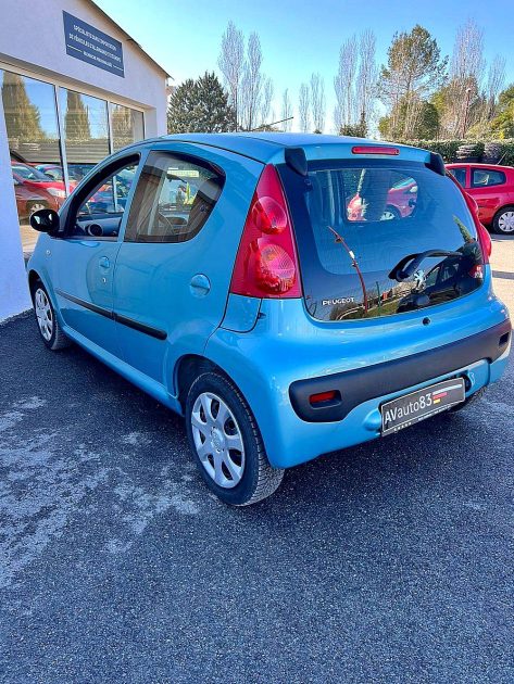 PEUGEOT  107 2011 1.0 68cv / Moteur à Chaine / CT OK / Révisée 