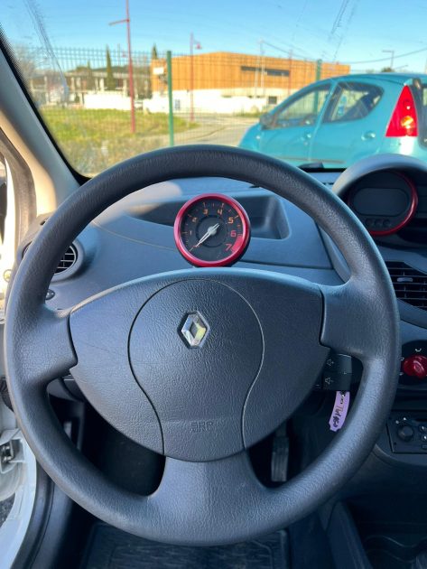 RENAULT  TWINGO 2010 1.2 75cv / Distribution OK / CT OK / Révisée 