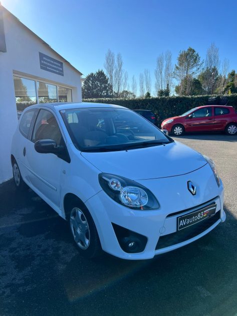 RENAULT  TWINGO 2010 1.2 75cv / Distribution OK / CT OK / Révisée 