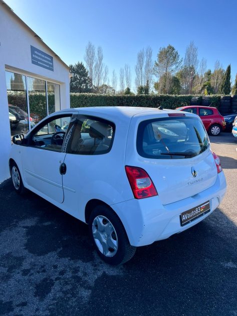 RENAULT  TWINGO 2010 1.2 75cv / Distribution OK / CT OK / Révisée 