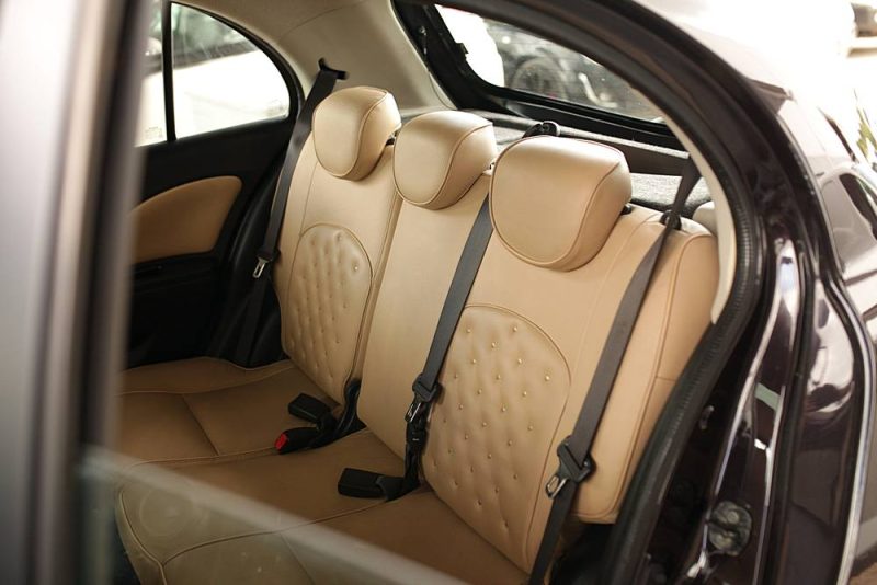 NISSAN MICRA 2011 FINITION LOLITA LEMPICKA 