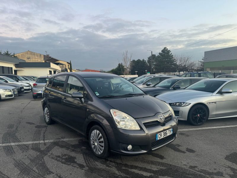 TOYOTA COROLLA VERSO 2008