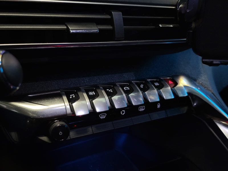 PEUGEOT 5008 1.2 PURETECH 130cv ALLURE 